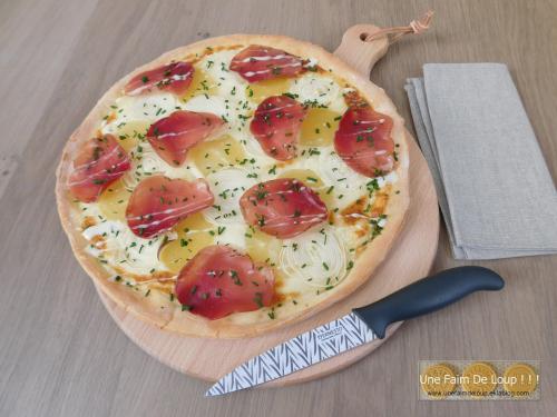 Pizza franc-comtoise à la cancoillotte