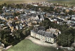 LES REMPARTS D'ETREPAGNY (Eure)