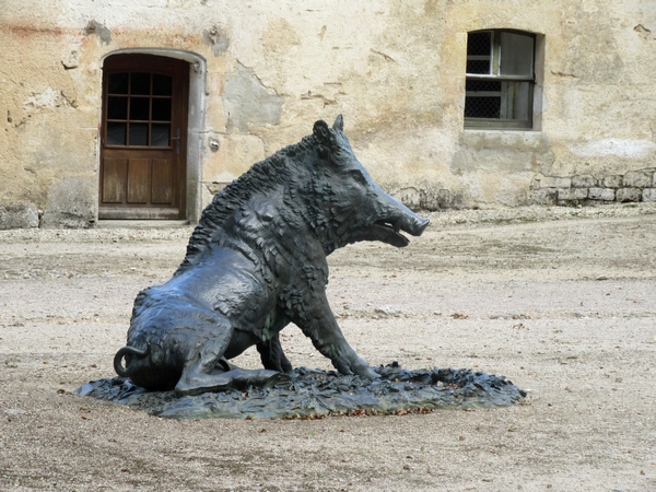 Les Amis du Musée ont visité le musée de la vénerie du Val des Choues...