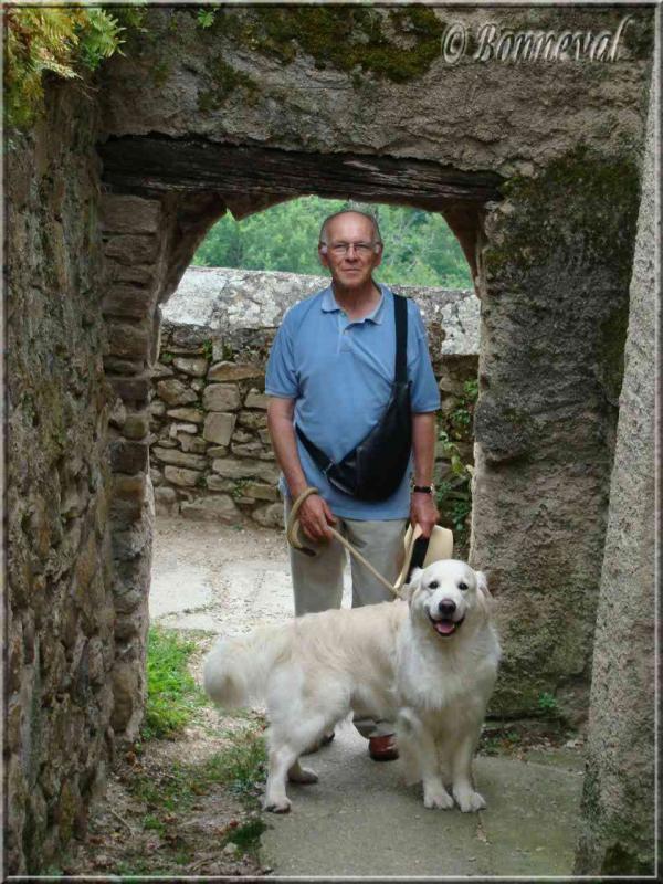 Najac Aveyron passage mi pierre mi roc