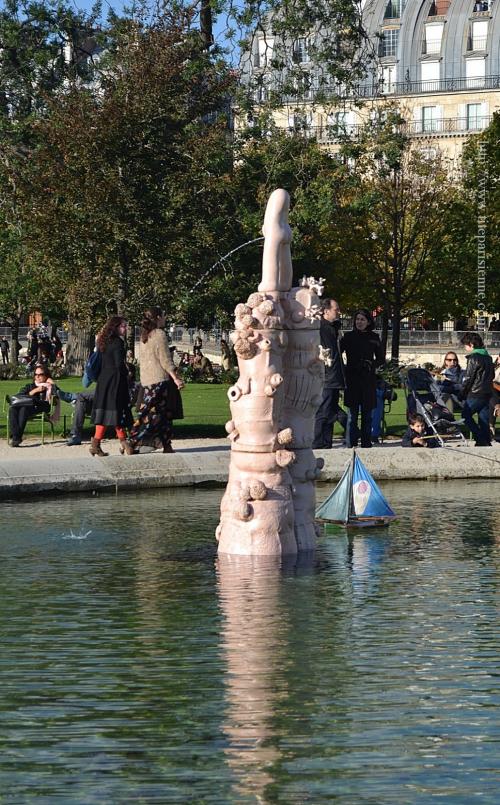 FIAC 2012 Jardin des Tuileries : Fontaine de Elsa Sahal