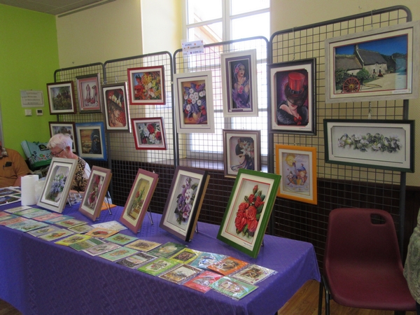 Le salon "Arts et Artisanats" de Brion  sur Ource s'est déroulée  le 16 juin sous un beau soleil, et les visiteurs ont été nombreux !