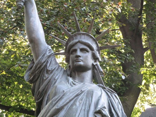 Liberté statue Luxembourg 2