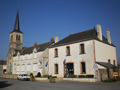 800px-Soulvache_-_mairie.JPG