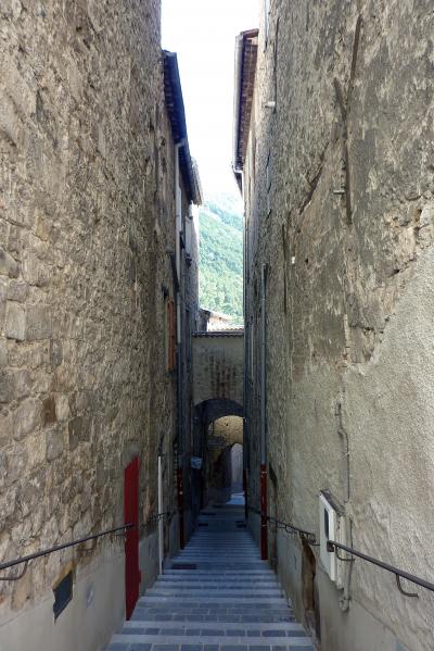 ☻ Vacances 2022 à Saint-Martin-les-Eaux : visite de Sisteron