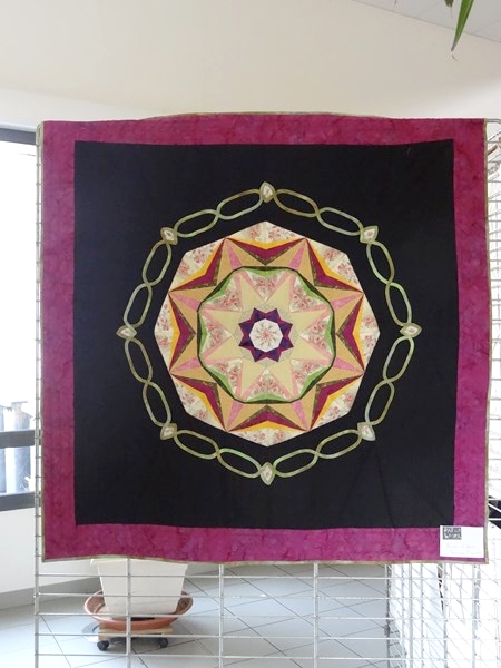 Une très belle exposition de patchwork à la MJC Lucie Aubrac