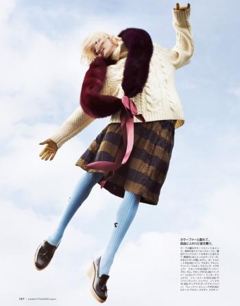 Daniela-Kocianova-by-Akinori-Ito-Once-Over-Lightly-Figaro-Japan-November-2012-6-755x964