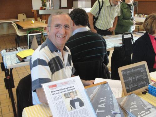 -Des livres au village