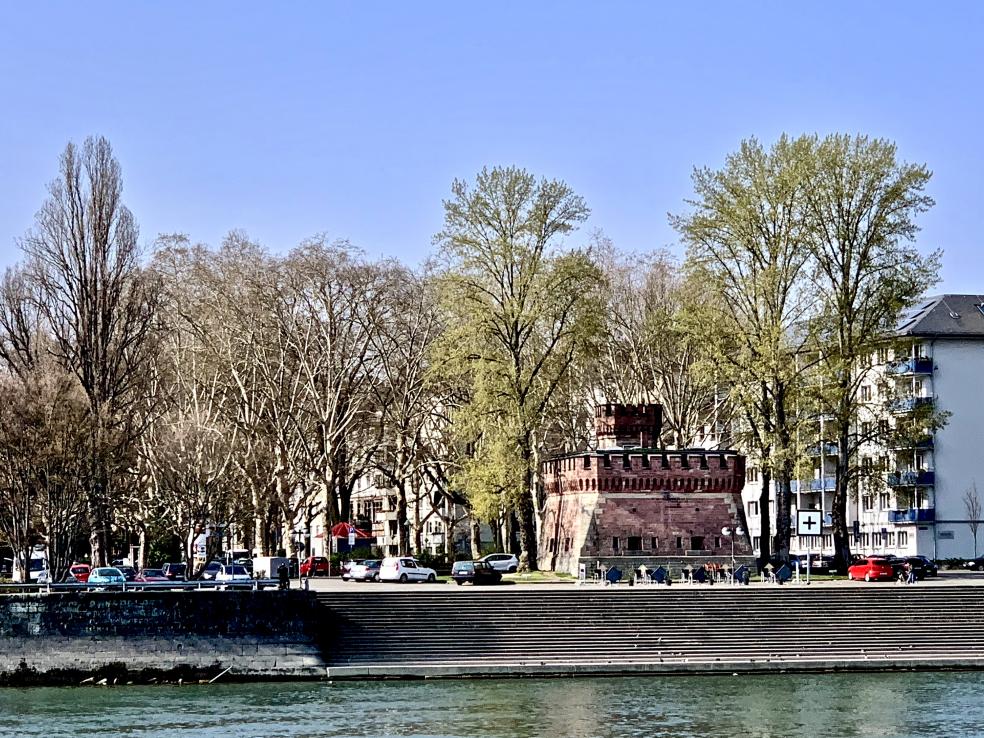 Mayence Une Caponnière