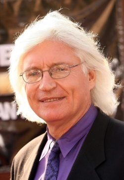 MESEREAU S'EXPLIQUE APRES LES DECLARATION DE JERMAINE POUR LA FUITE PREVUE DE MJ