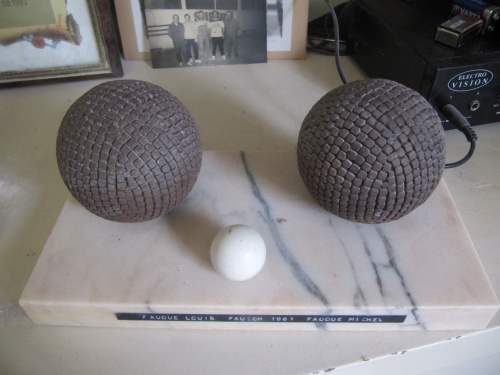 FAUCON 84 - 16 Quadrettes le 8 Mai 2012