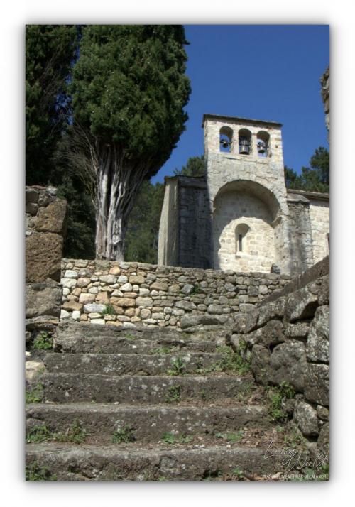 Bien en dessous du Hameau, l'Église du 12e siècle
