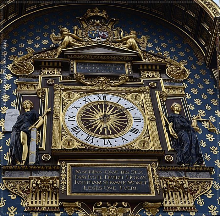 L'Île de la Cité : La Tour de l'Horloge