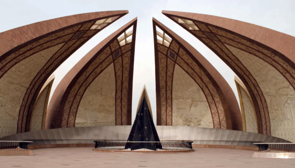 Architecture bizarre. (2)