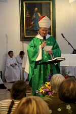 MESSE ET BÉNÉDICTION DE L'ÉGLISE D'ASPREMONT AVEC MGR XAVIER MALLE