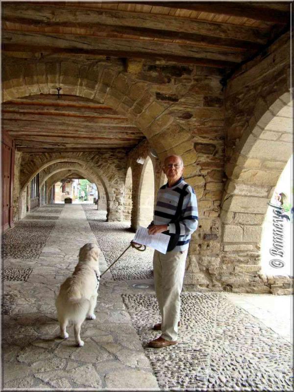 Sauveterre-de-Rouergue Aveyron sous les couverts