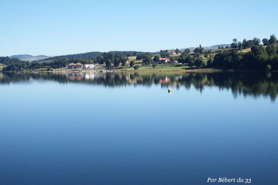 Naussac le lac  dept 48