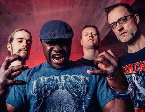 LENG TCH'E - "Redundant" (Clip)