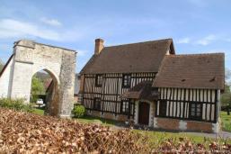 LES REMPARTS DE CUVERVILLE-S/YERES (Seine-Maritime)