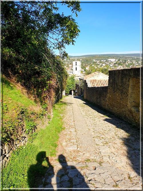 1012 -  Forcalquier dans les Alpes de Haute-Provence (04)