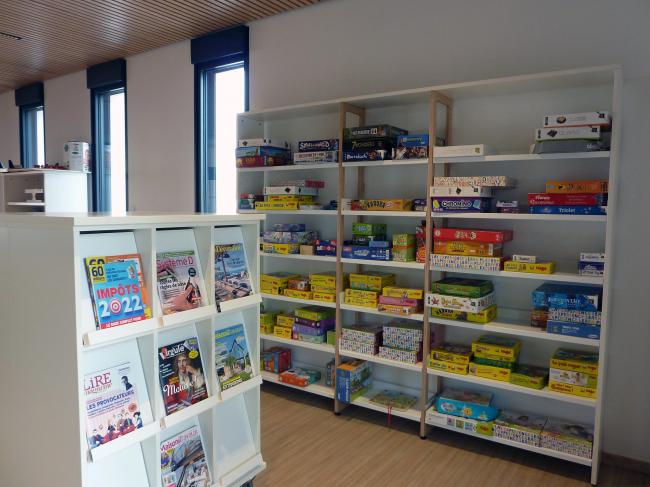 Nous avons visité la nouvelle médiathèque de Châtillon : elle est superbe !
