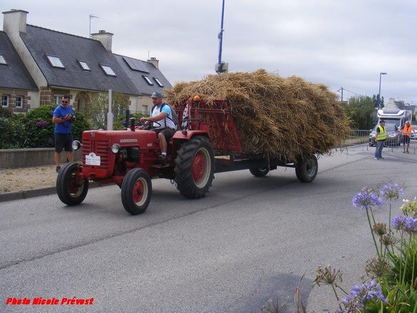 "La fête des moissons" à Lanneur en Bretagne, de belles photos de Nicole Prévost