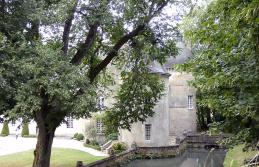LES REMPARTS DE CISAI-ST-AUBIN (Orne)