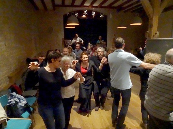 Une soirée contes, danse et musique a eu lieu au fournil des Epis d'Antide...