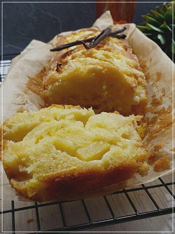 CAKE A L'ANANAS ET AU RHUM