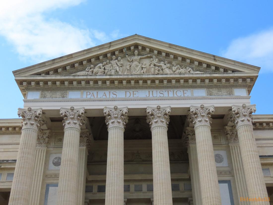 Nîmes dans le Gard -2
