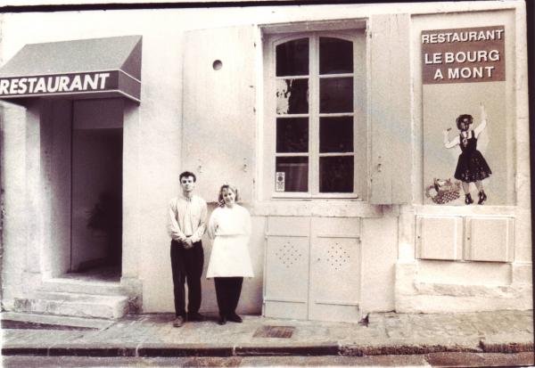 Cartes postales et photos  anciennes représentant les commerces d'autrefois, à Châtillon sur Seine.....