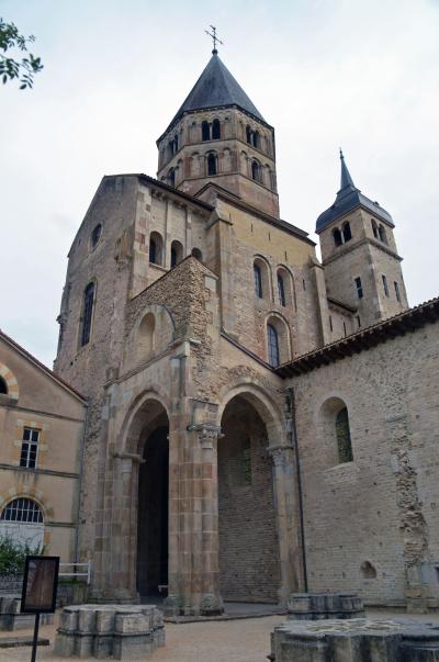 Vacances 2022 : visite libre de l'abbaye de Cluny