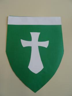 Arts visuels et Moyen âge : fabriquer un blason avec les élèves