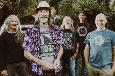 HAWKWIND - Les détails du nouvel album live We Are Looking In On You