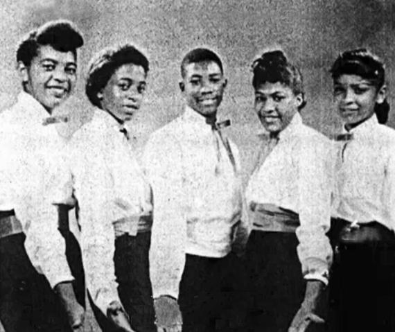  The Veltones (2) aka The Vel-Tones (3)