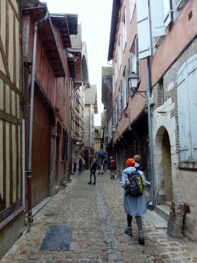 Troyes