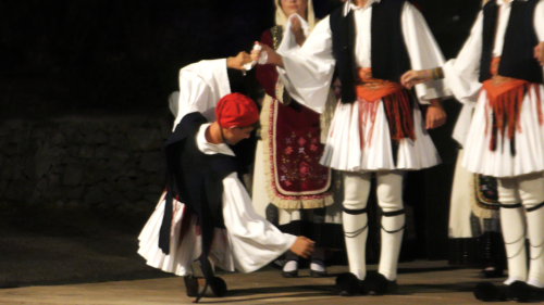 Le balcon posé sur la mer (41-2) à Χίος. Le balcon dansant 7. Θράκη, Μακεδονία, Eύβοια