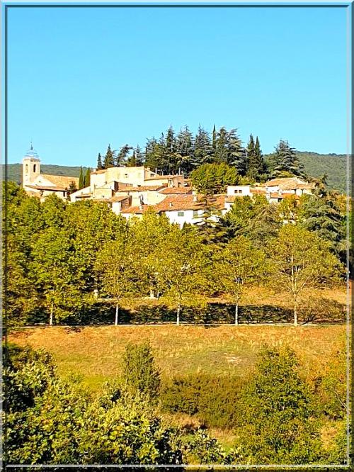 1017 - Ampus dans le Var (83) 