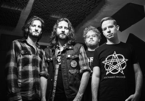 JAKETHEHAWK - Les détails du nouvel album To Build A Fire