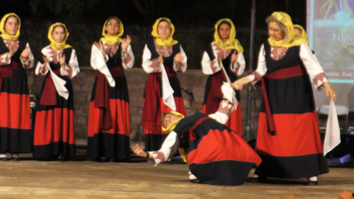 Le balcon posé sur la mer (41-2) à Χίος. Le balcon dansant 3. Ικαρία & Πελοπόννησος