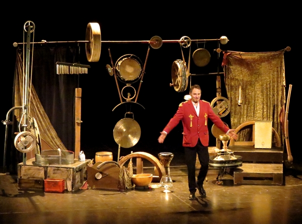 "La légende du Puits-Milieu", un spectacle musical plein de mystères a ravi les enfants des écoles...et les adultes !