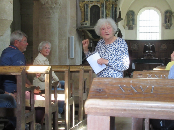Une visite sympathique du village de Bussy le Grand, avec les Amis d'Aignay le Duc et des alentours
