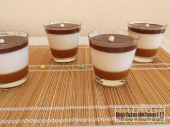 Panna cotta à la vanille et sa compotée d'abricots 