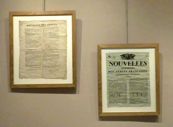 Robert Fries a commenté deux affiches  que l'Association des Amis du Musée ont offertes au Musée du Pays Châtillonnais