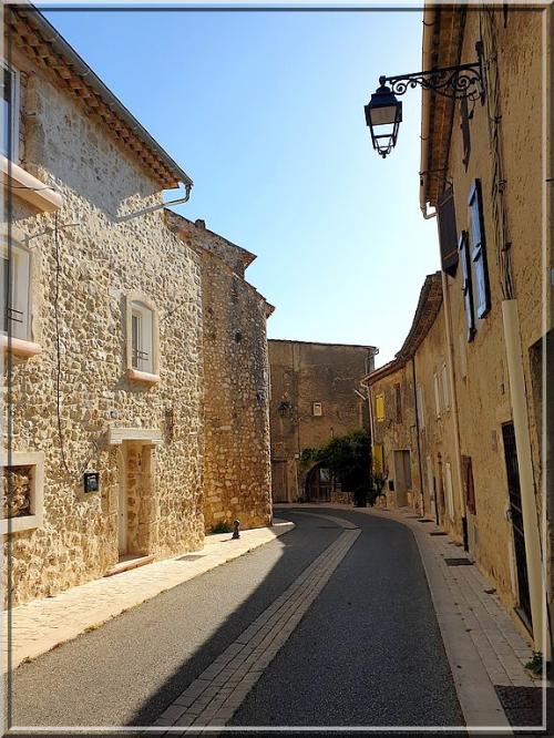 1022 - Baudinard dans le Var (83)