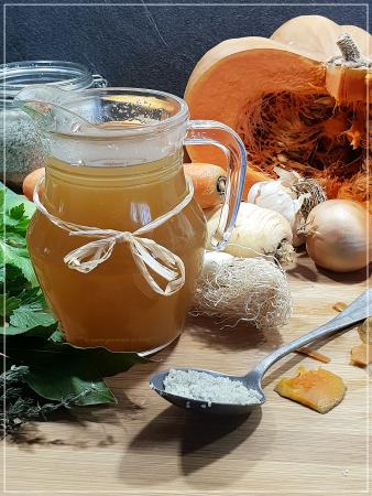 BOUILLON DE LÉGUMES FAIT MAISON
