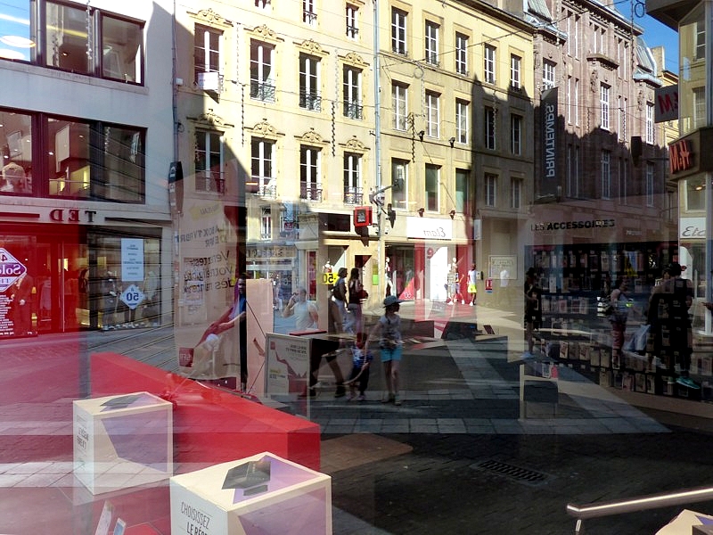 Metz / Lumix FZ200 face aux reflets / 35...