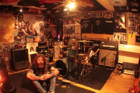 TONY REED - Les détails du futur album de covers The Lost Chronicles Of Heavy Rock Volume 1