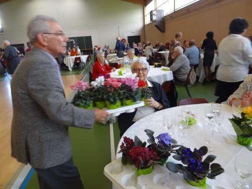 Le repas des aînés 2013, salle Luc Schréder...