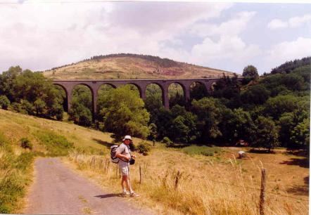Des paysages en couleurs ....pour quatre sous - Etape 3 - Le Bouchet Saint-Nicolas (875m) - Langogne (915m) 25km
